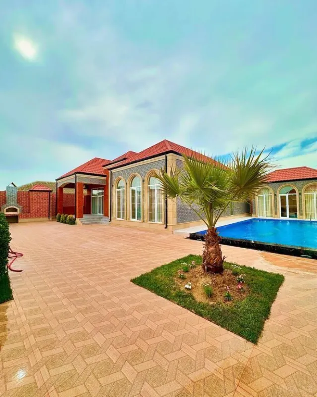 Satılır 4 otaqlı həyət evi 230 m²