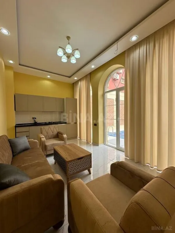 Satılır 4 otaqlı həyət evi 230 m²