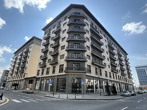 Satılır 3 otaqlı mənzil 136 m²
