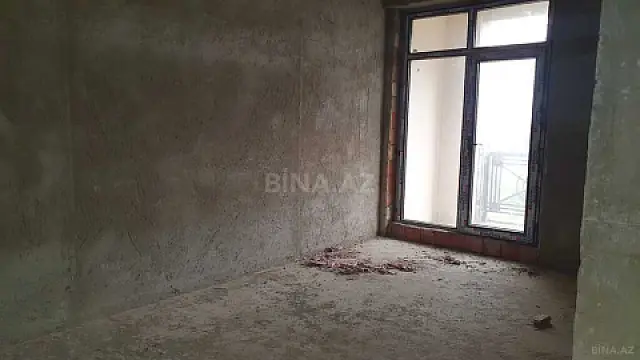 Satılır 3 otaqlı mənzil 169 m²