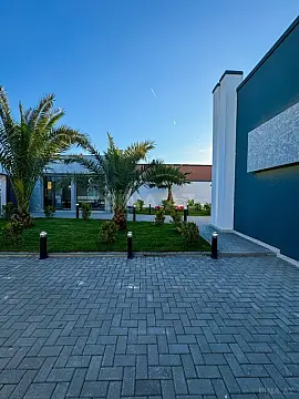 Satılır 5 otaqlı həyət evi 300 m²