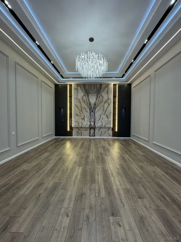 Satılır 5 otaqlı həyət evi 300 m²