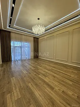 Satılır 5 otaqlı həyət evi 300 m²