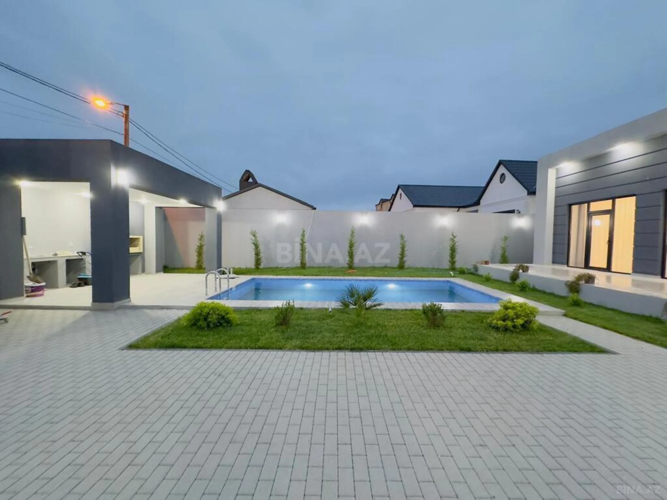 Satılır 4 otaqlı həyət evi 130 m²