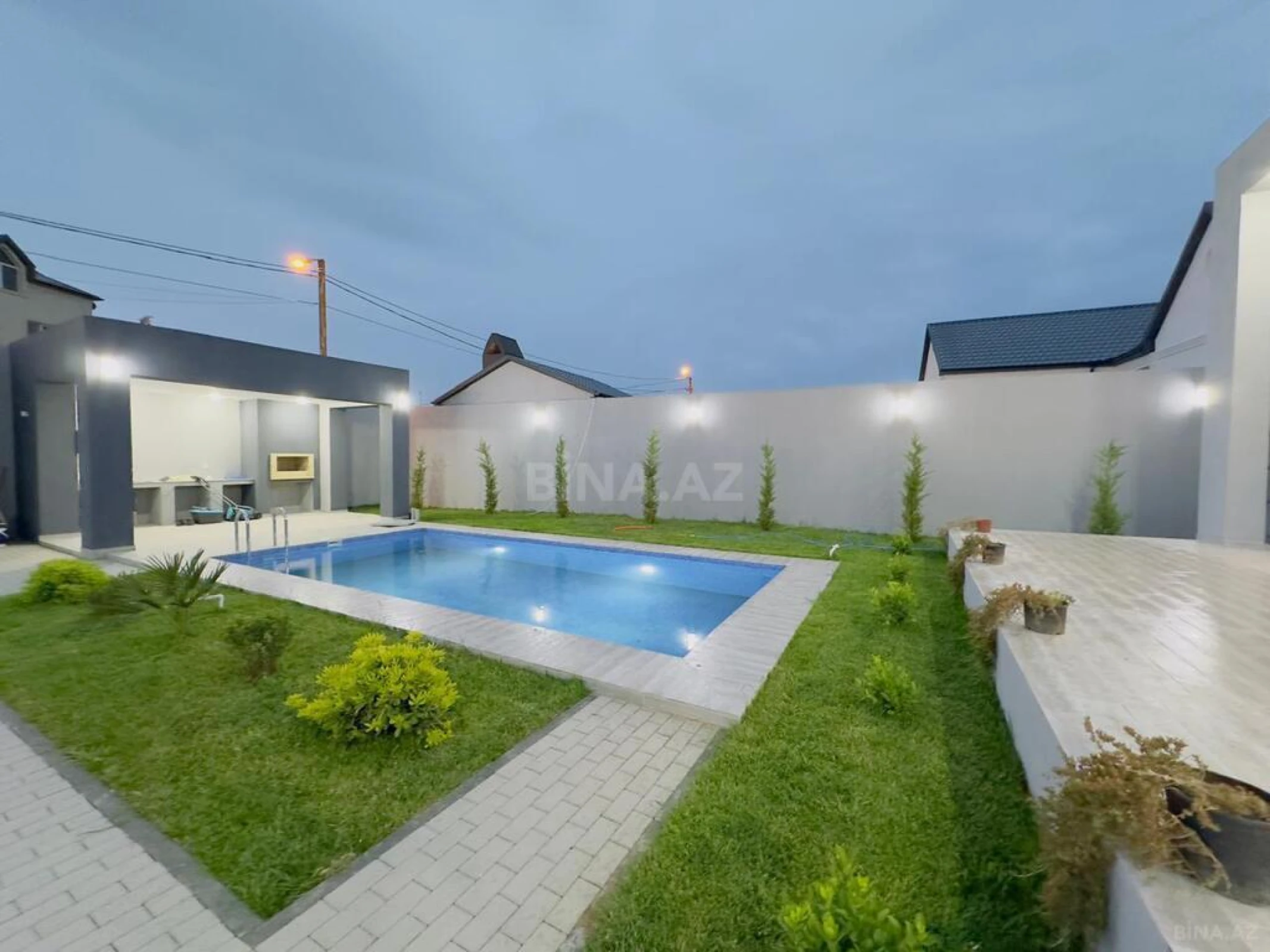 Satılır 4 otaqlı həyət evi 130 m²