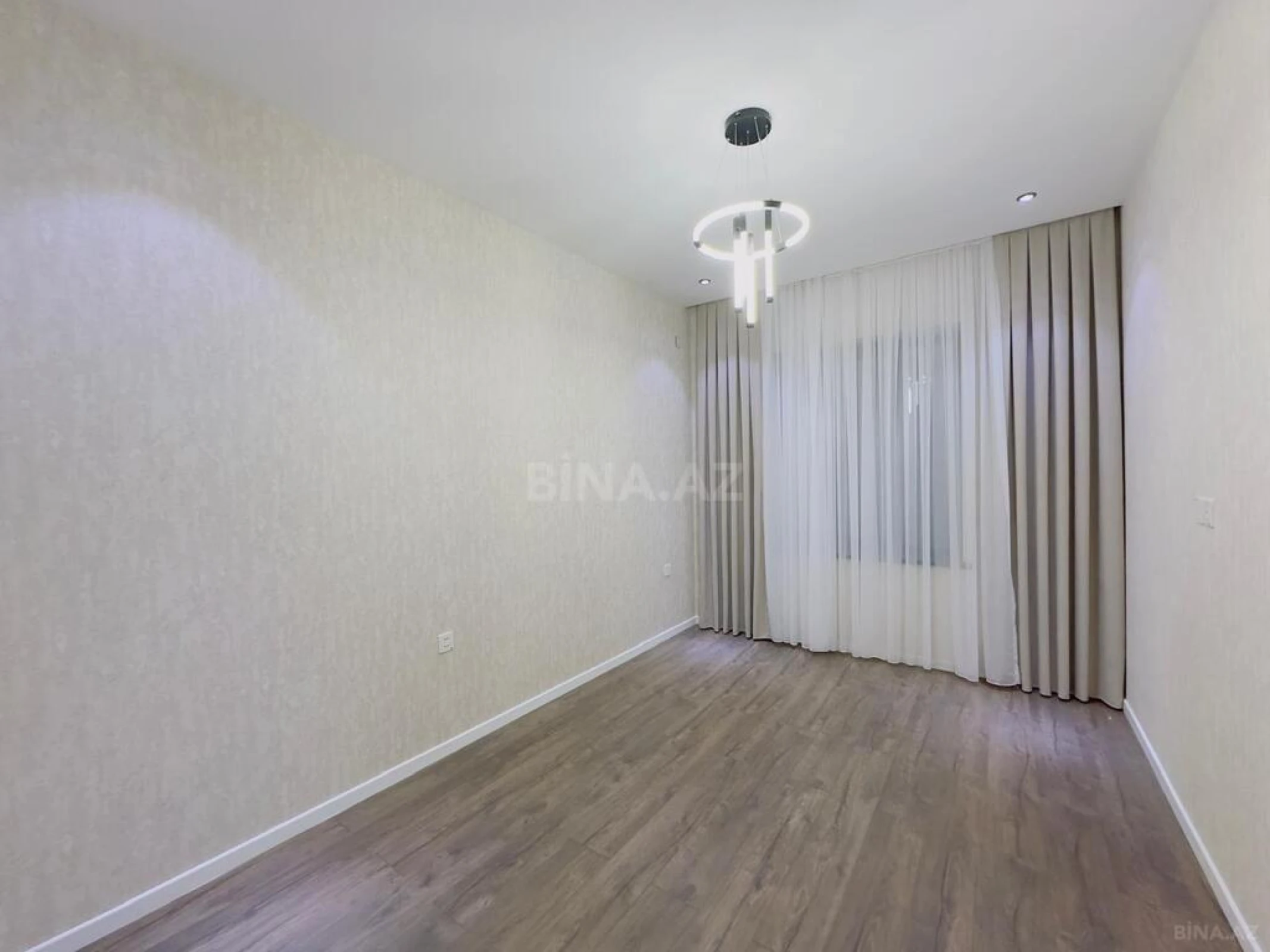 Satılır 4 otaqlı həyət evi 130 m²