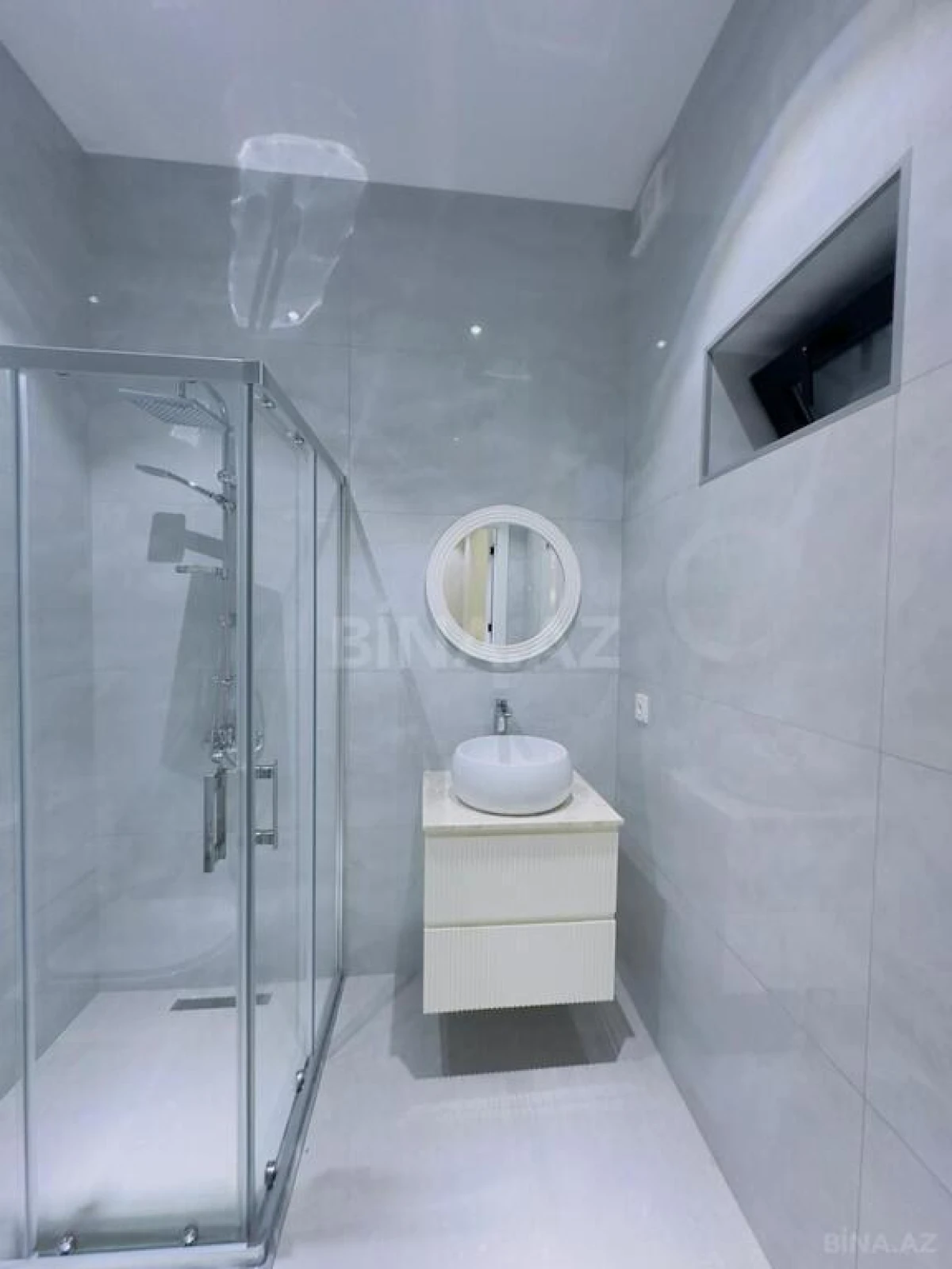 Satılır 4 otaqlı həyət evi 130 m²