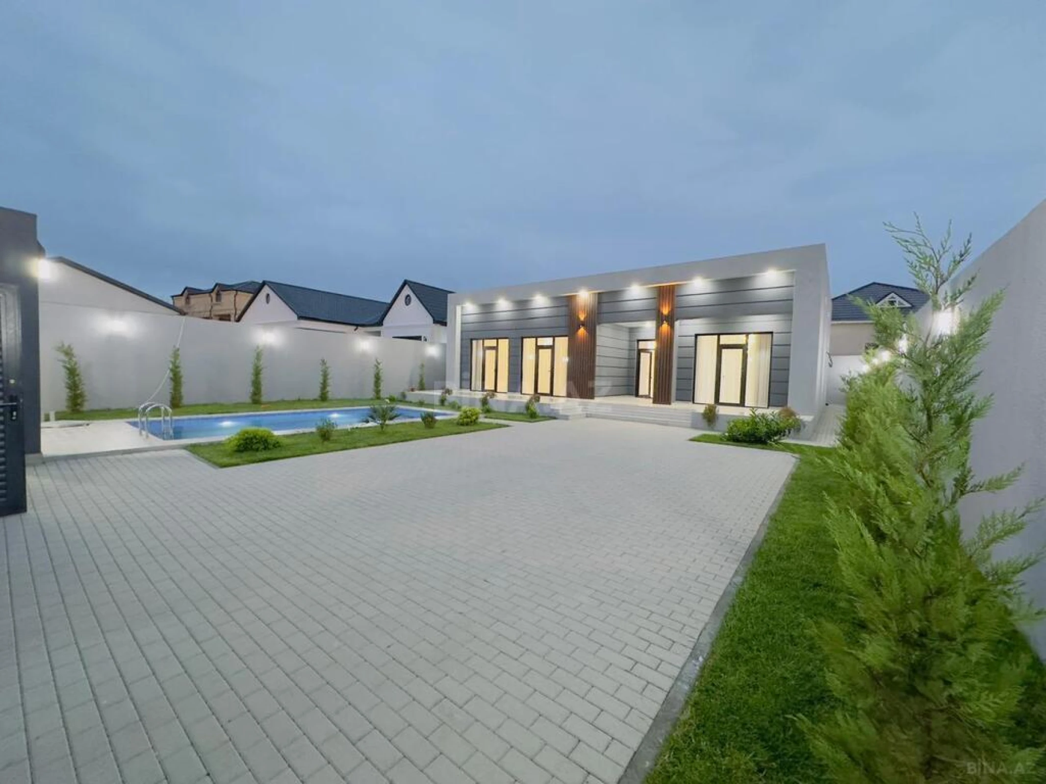 Satılır 4 otaqlı həyət evi 130 m²