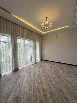 Satılır 4 otaqlı həyət evi 200 m²