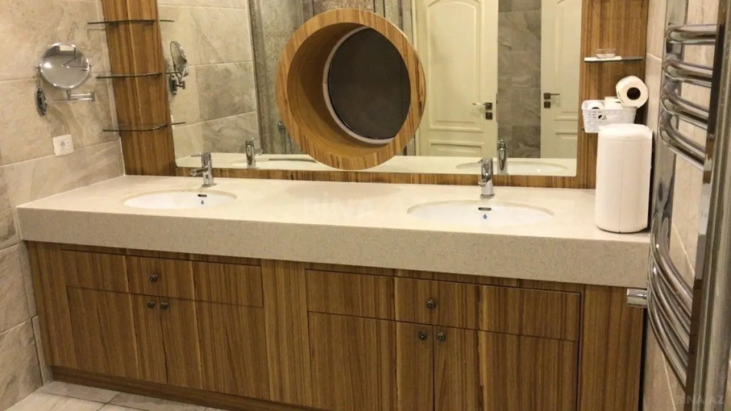 Kirayə verilir 4 otaqlı həyət evi 300 m²