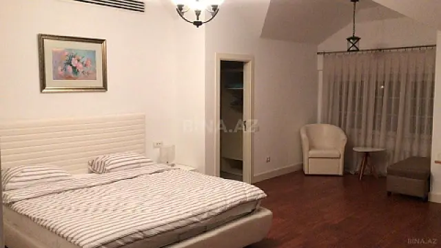 Kirayə verilir 4 otaqlı həyət evi 300 m²