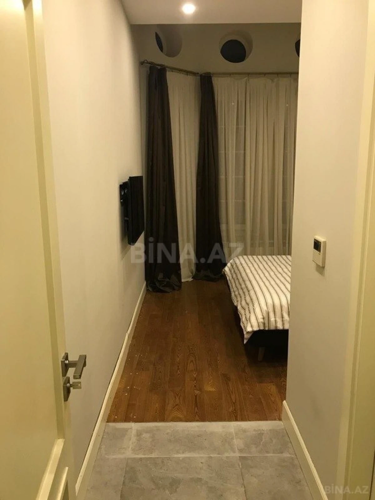 Kirayə verilir 4 otaqlı həyət evi 300 m²