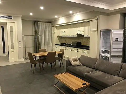 Kirayə verilir 4 otaqlı həyət evi 300 m²