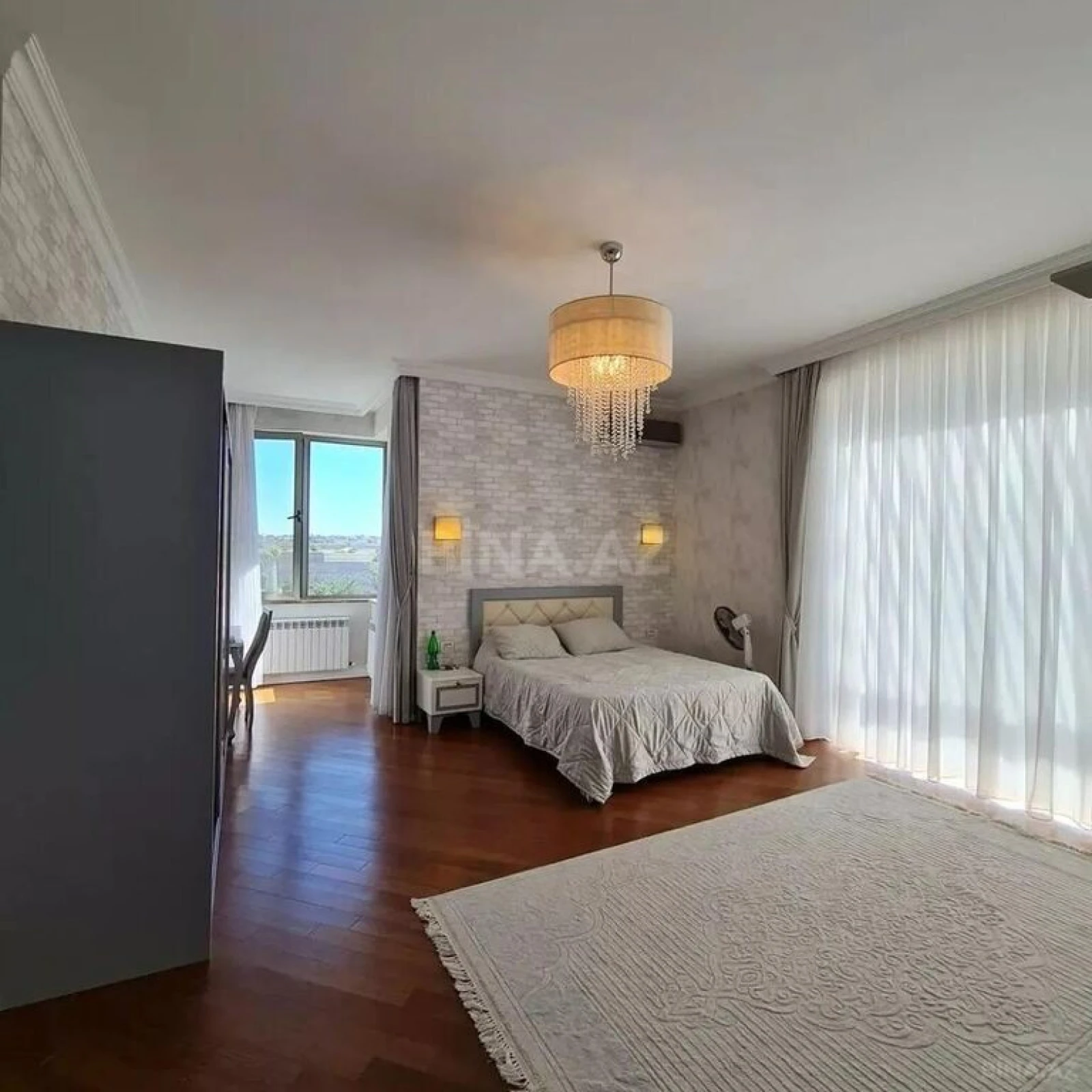 Kirayə verilir 5 otaqlı həyət evi 400 m²