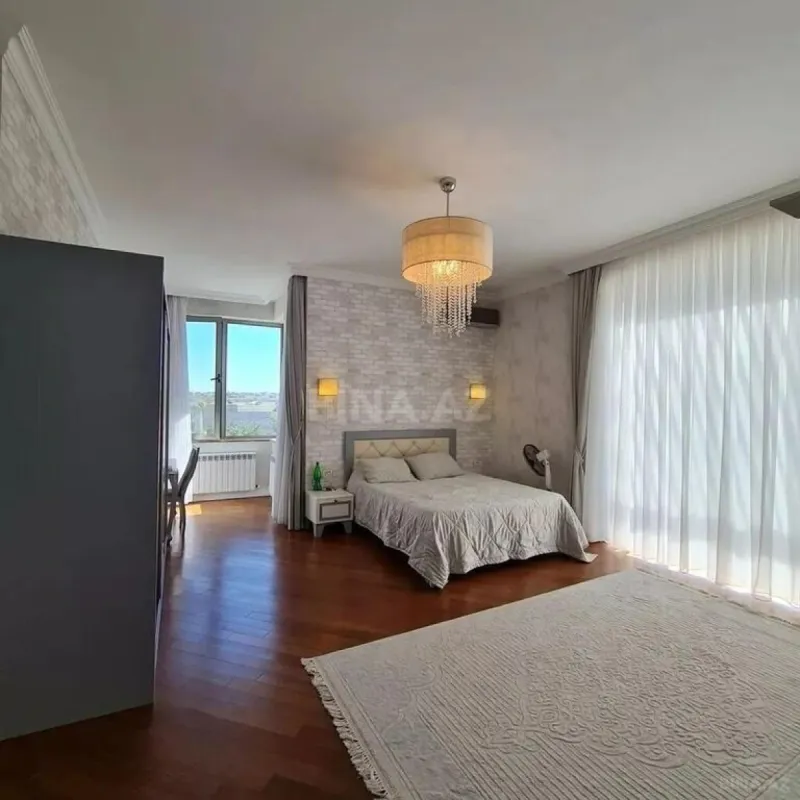 Kirayə verilir 5 otaqlı həyət evi 400 m²