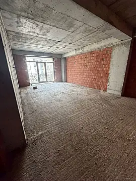 Satılır 3 otaqlı mənzil 173.8 m²