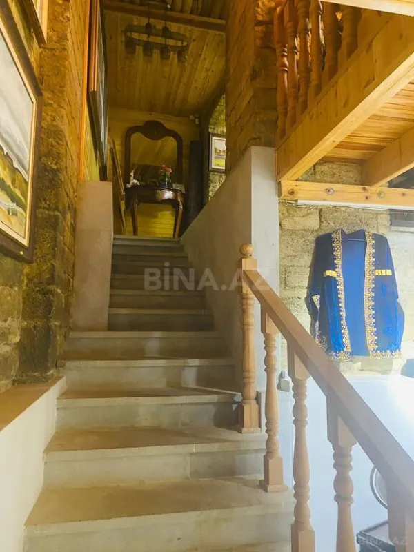 Satılır obyekt 160 m²