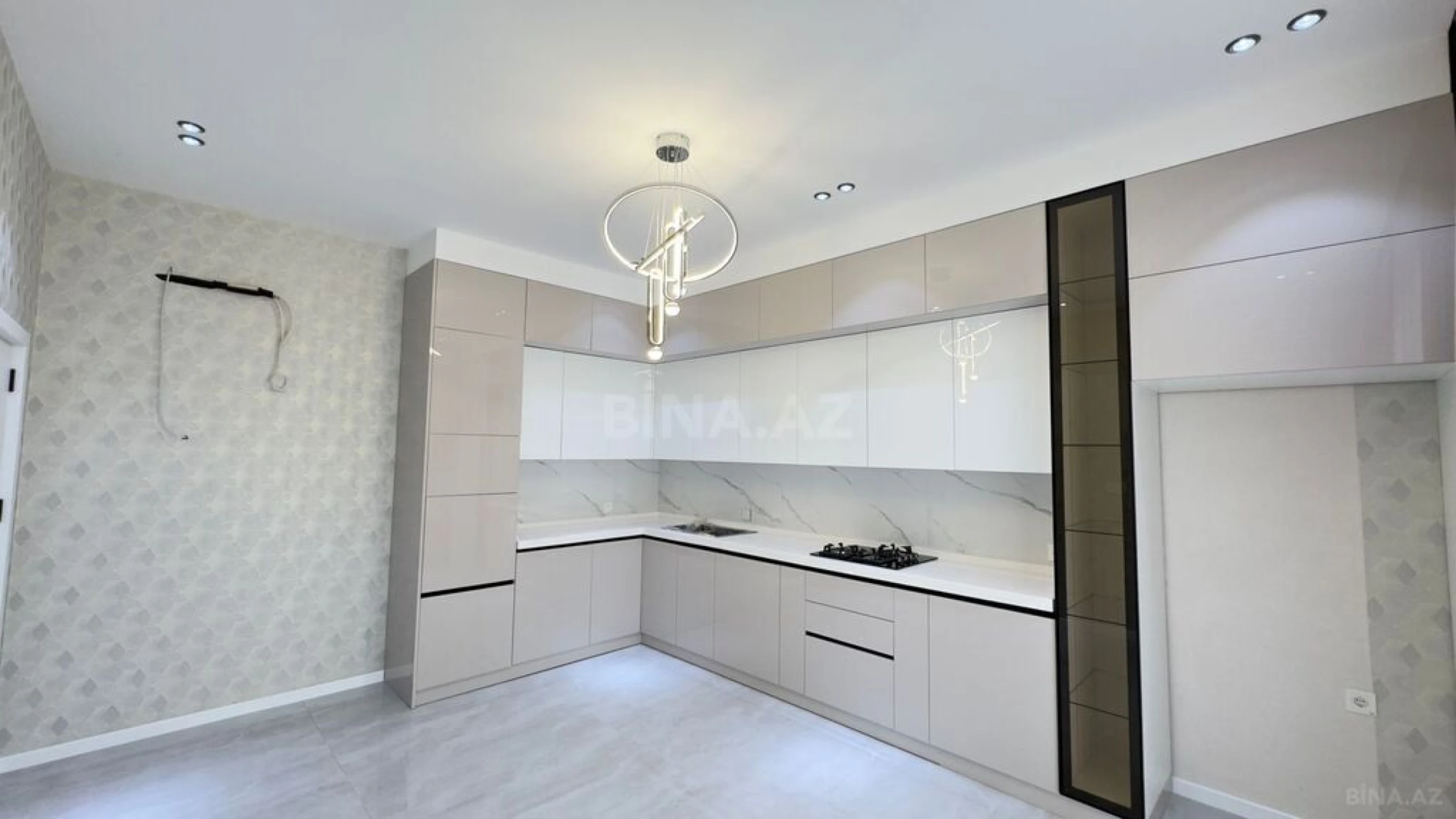 Satılır 4 otaqlı həyət evi 160 m²