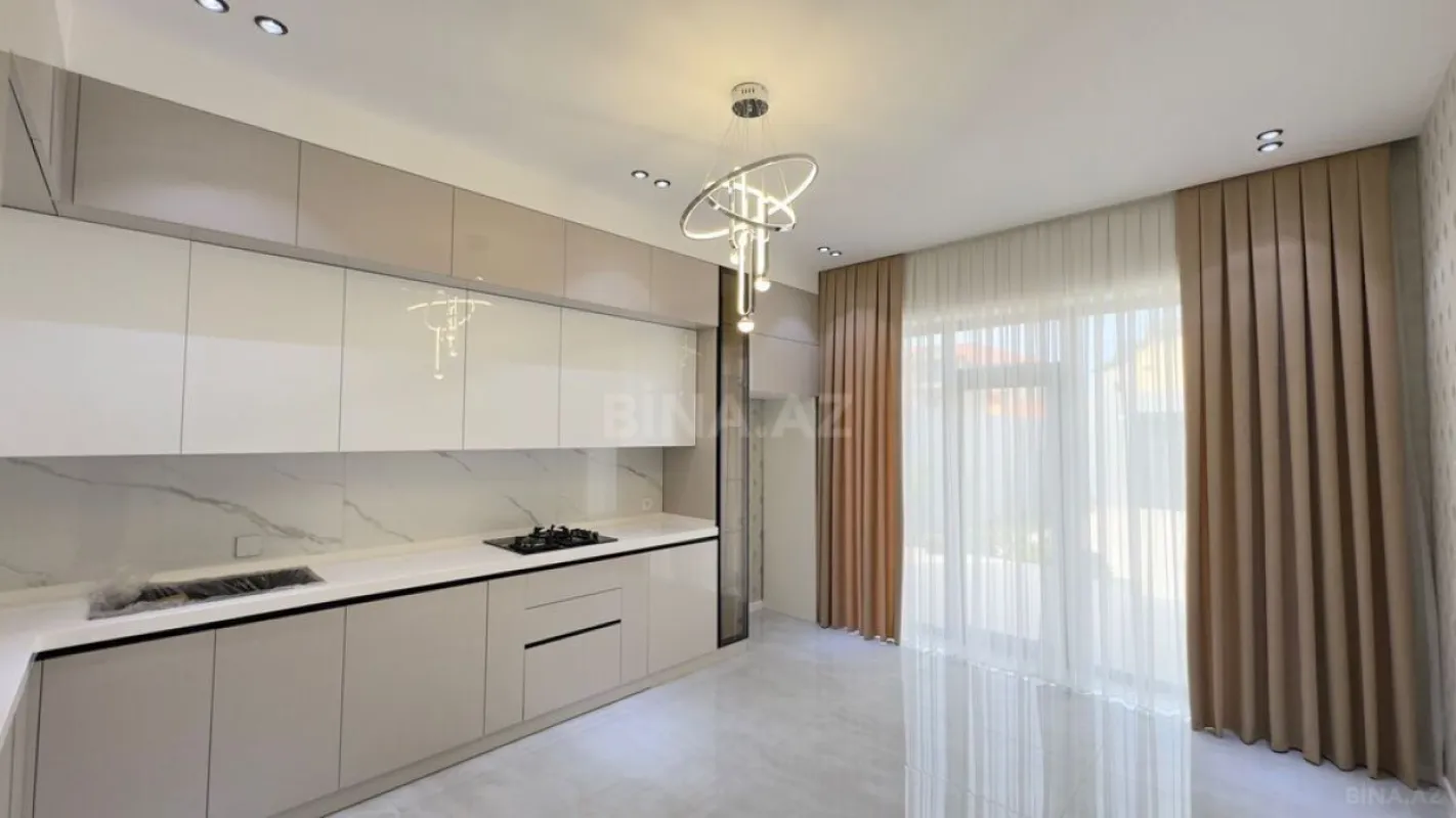 Satılır 4 otaqlı həyət evi 160 m²