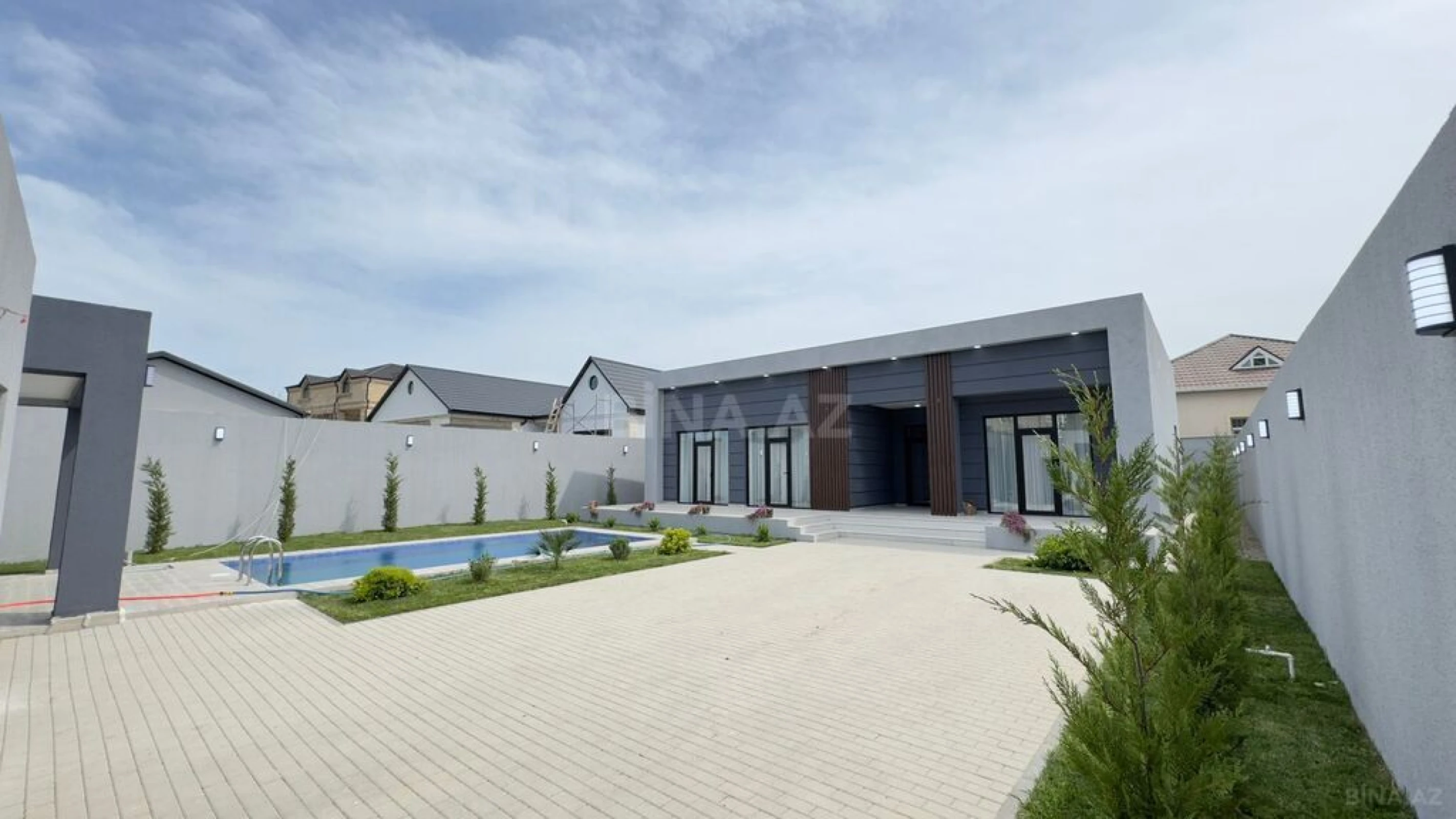 Satılır 4 otaqlı həyət evi 160 m²