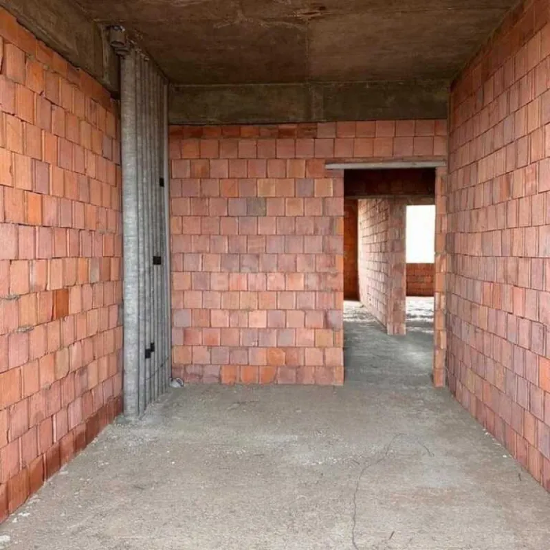 Satılır 2 otaqlı mənzil 72 m²