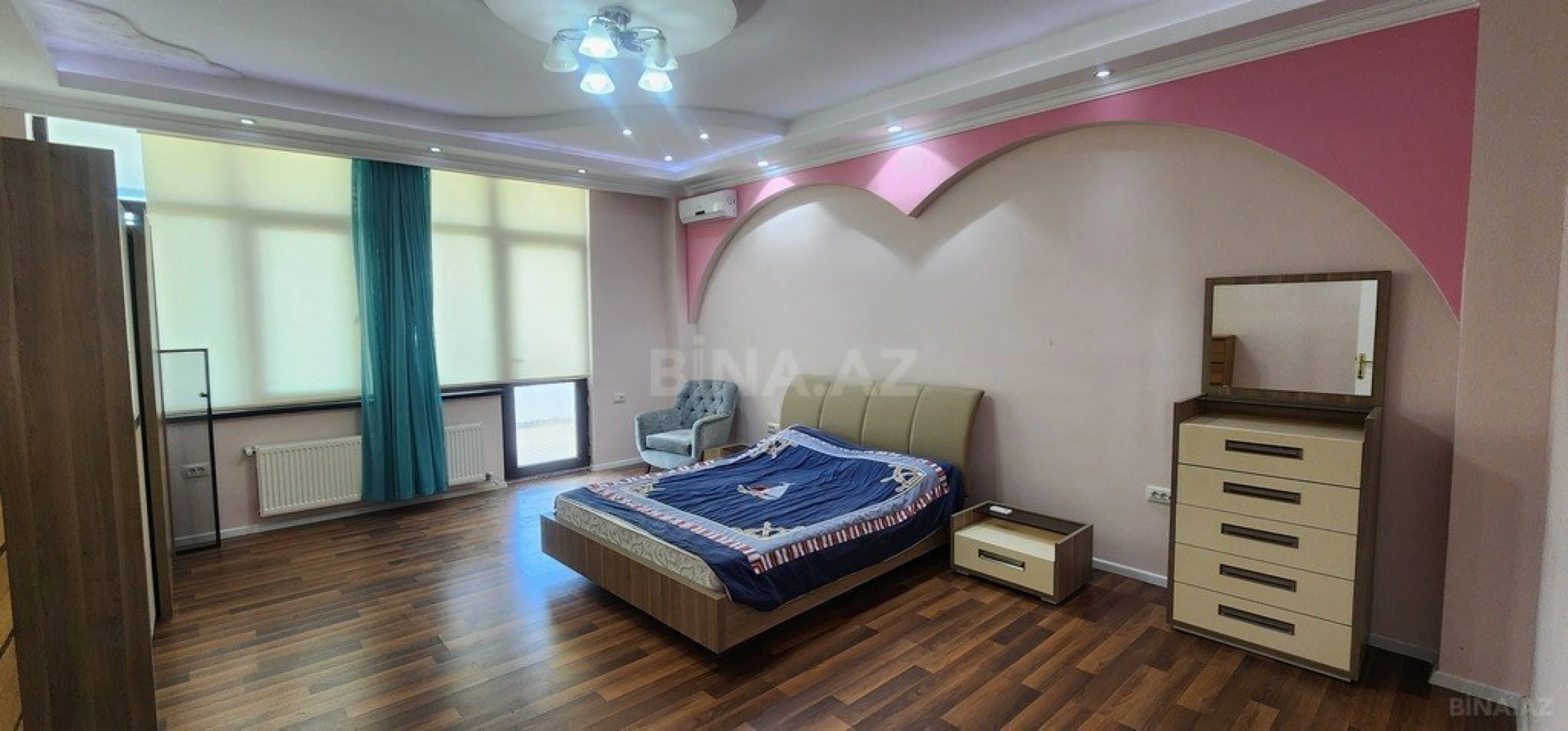 Kirayə verilir 6 otaqlı həyət evi 320 m²