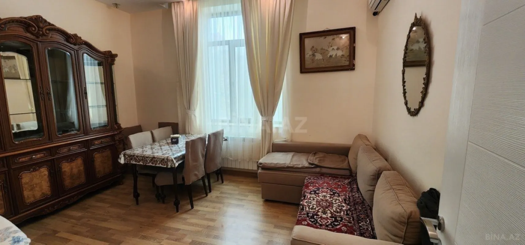 Kirayə verilir 6 otaqlı həyət evi 350 m²