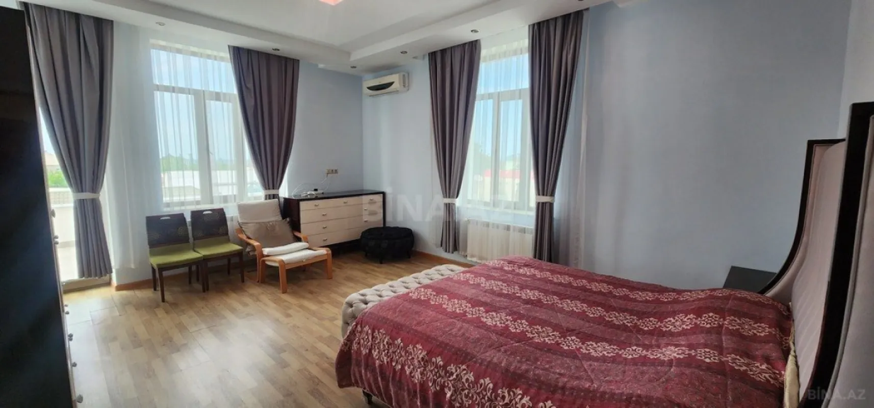 Kirayə verilir 6 otaqlı həyət evi 350 m²