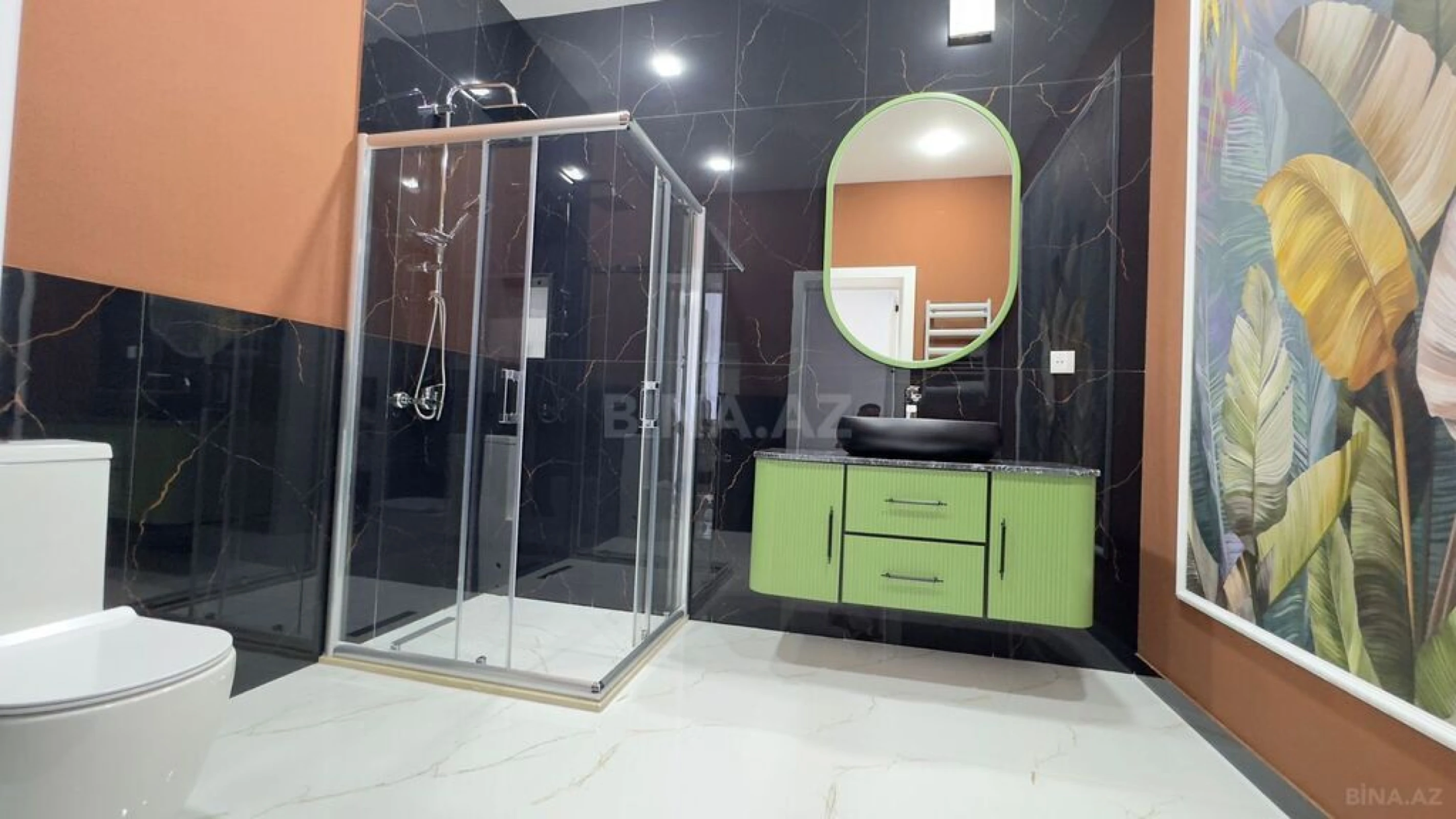 Satılır 6 otaqlı həyət evi 300 m²