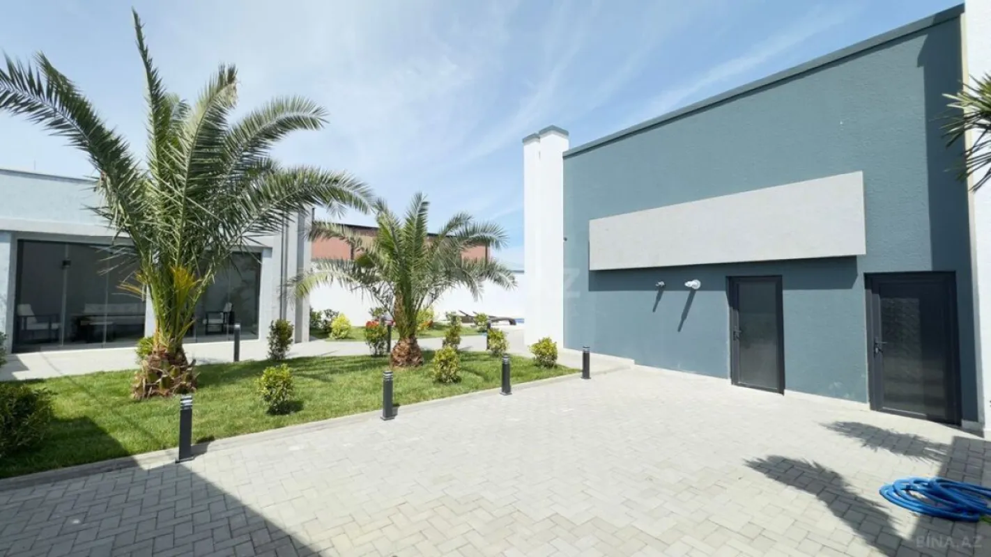 Satılır 6 otaqlı həyət evi 300 m²