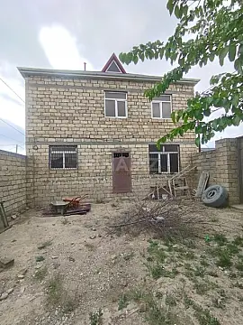 Satılır 8 otaqlı həyət evi 220 m²