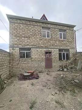 Satılır 8 otaqlı həyət evi 220 m²