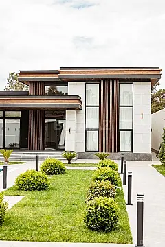 Satılır 6 otaqlı həyət evi 400 m²