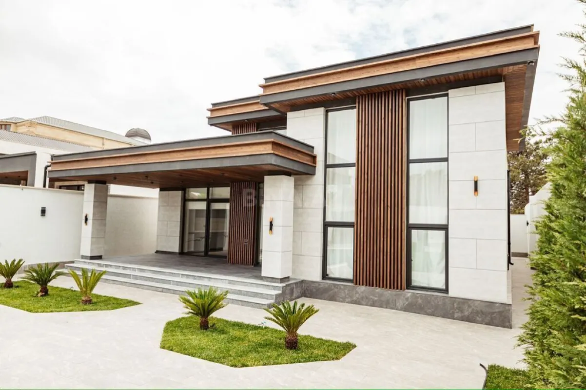 Satılır 6 otaqlı həyət evi 400 m²