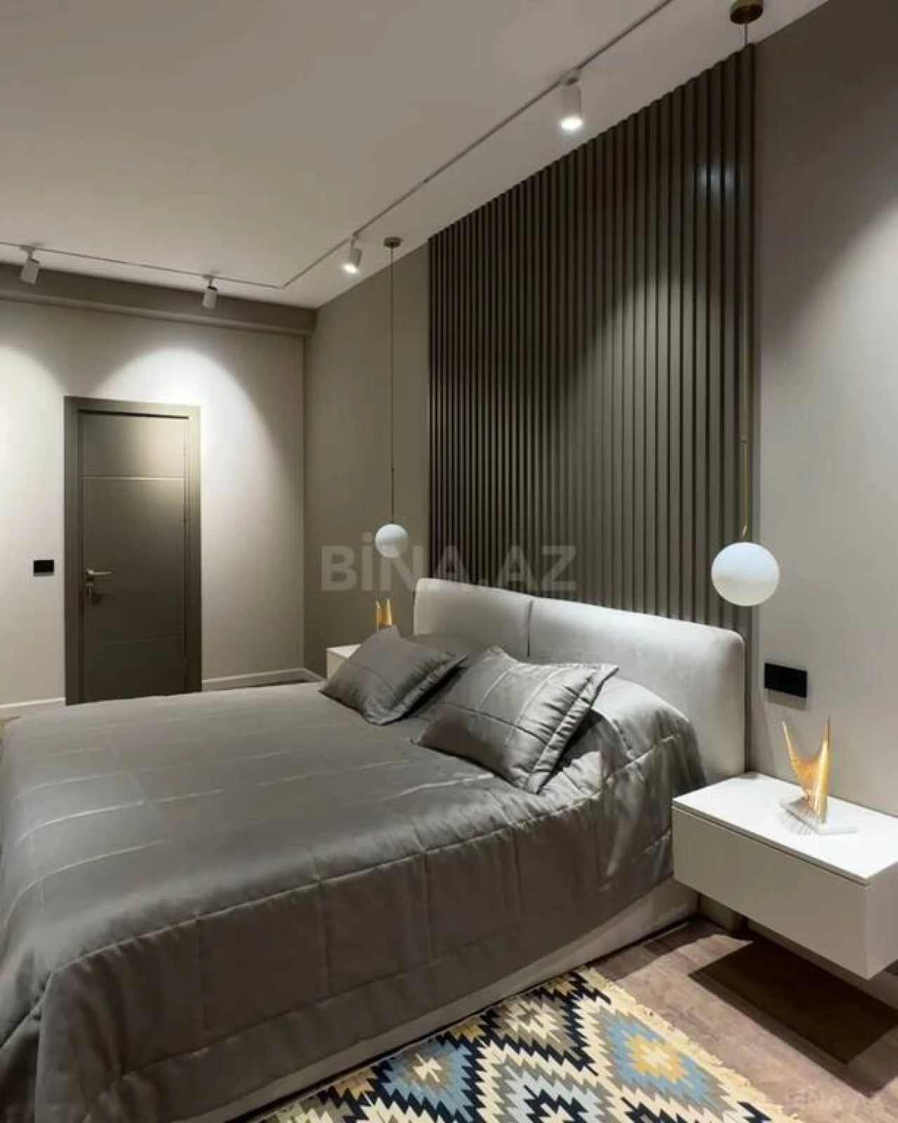 Satılır 2 otaqlı mənzil 80 m²