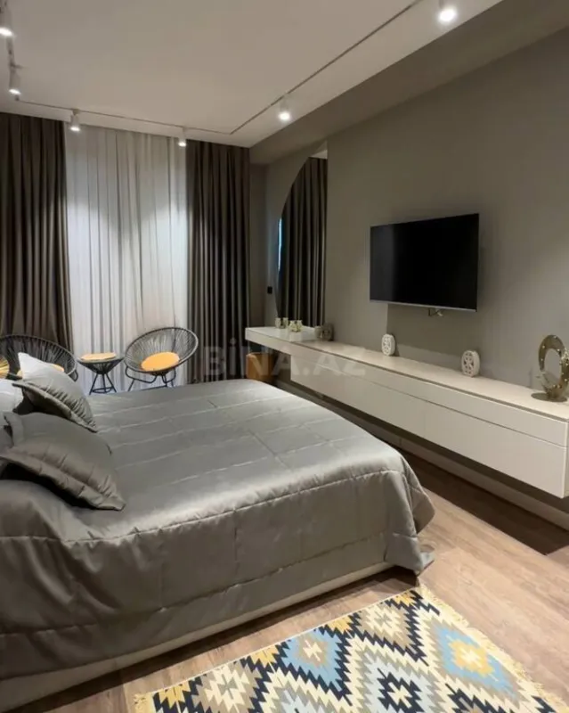 Satılır 2 otaqlı mənzil 80 m²