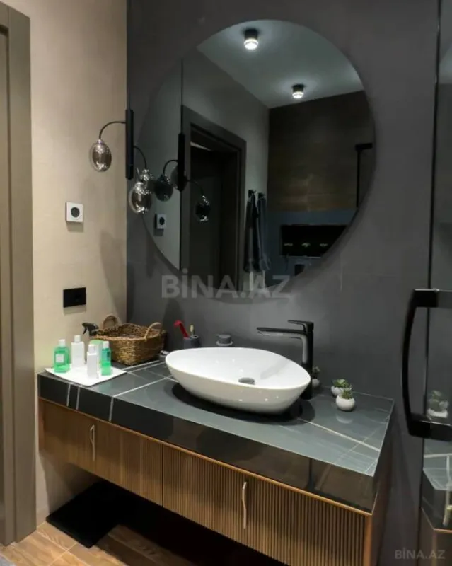 Satılır 2 otaqlı mənzil 80 m²