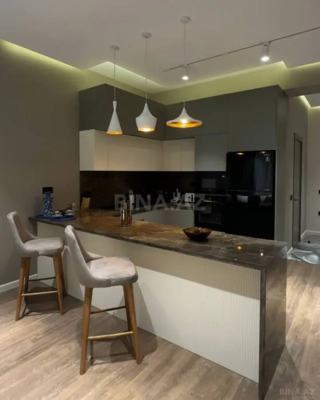 Satılır 2 otaqlı mənzil 80 m²