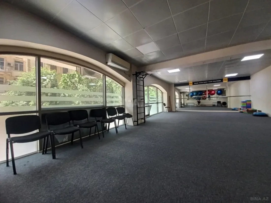 Satılır obyekt 100 m²