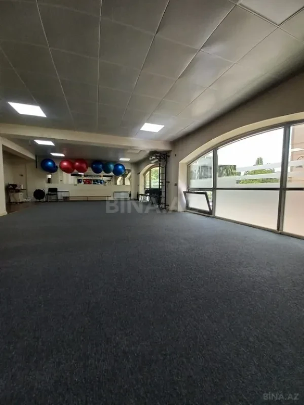 Satılır obyekt 100 m²