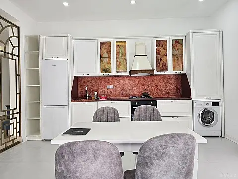 Kirayə verilir 5 otaqlı həyət evi 260 m²