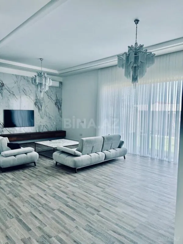 Kirayə verilir 5 otaqlı həyət evi 240 m²
