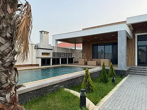 Kirayə verilir 5 otaqlı həyət evi 240 m²