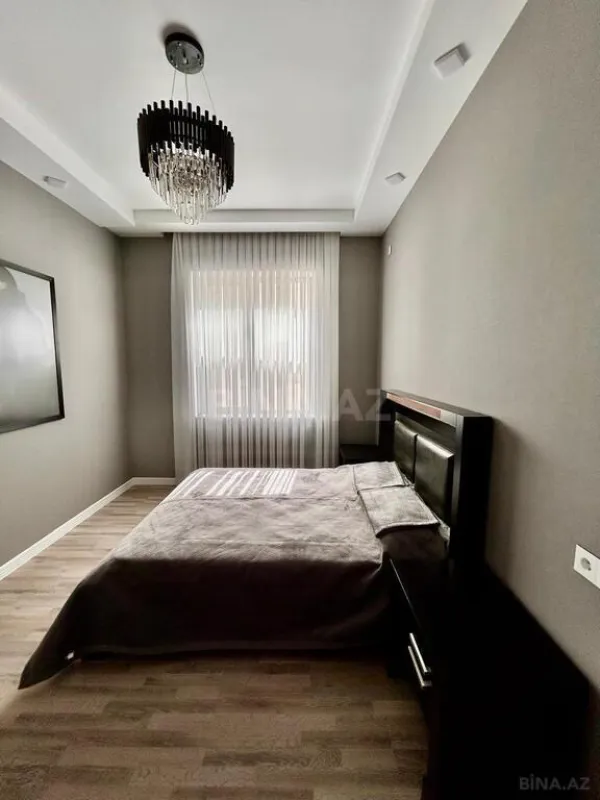 Kirayə verilir 5 otaqlı həyət evi 240 m²