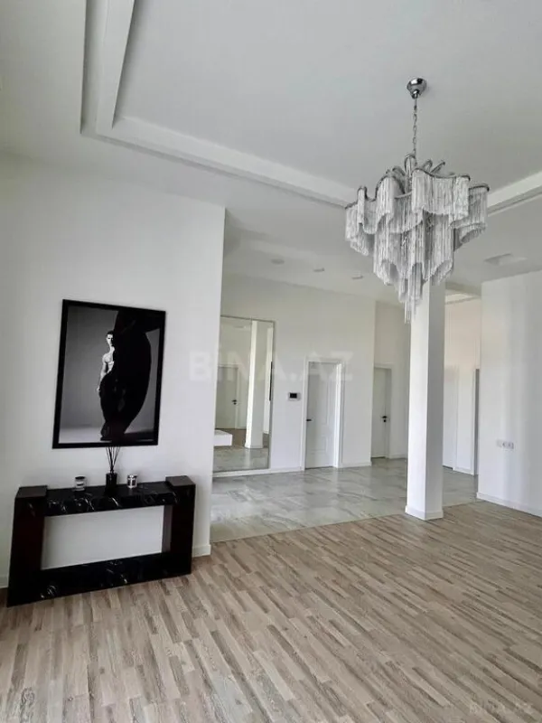 Kirayə verilir 5 otaqlı həyət evi 240 m²