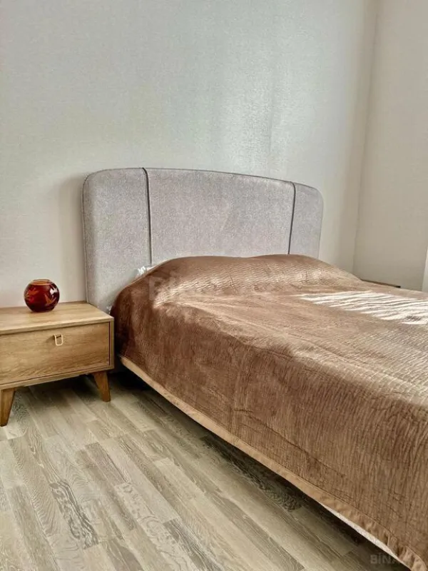 Kirayə verilir 5 otaqlı həyət evi 240 m²