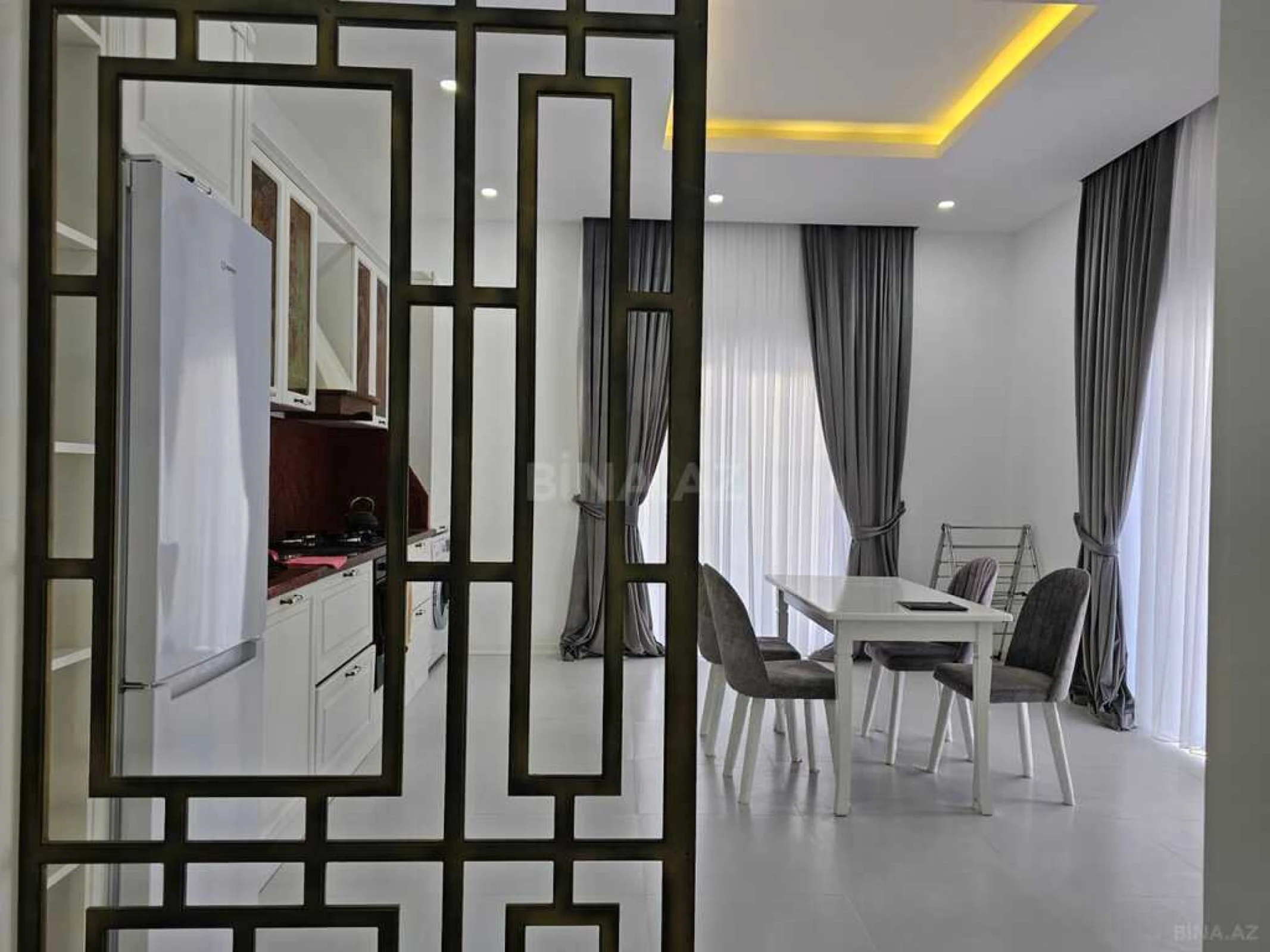 Kirayə verilir 5 otaqlı həyət evi 400 m²