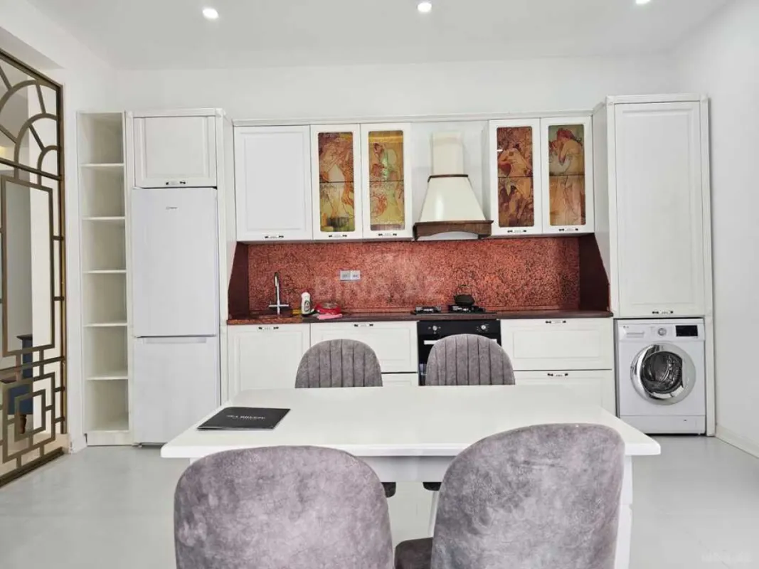 Kirayə verilir 5 otaqlı həyət evi 400 m²