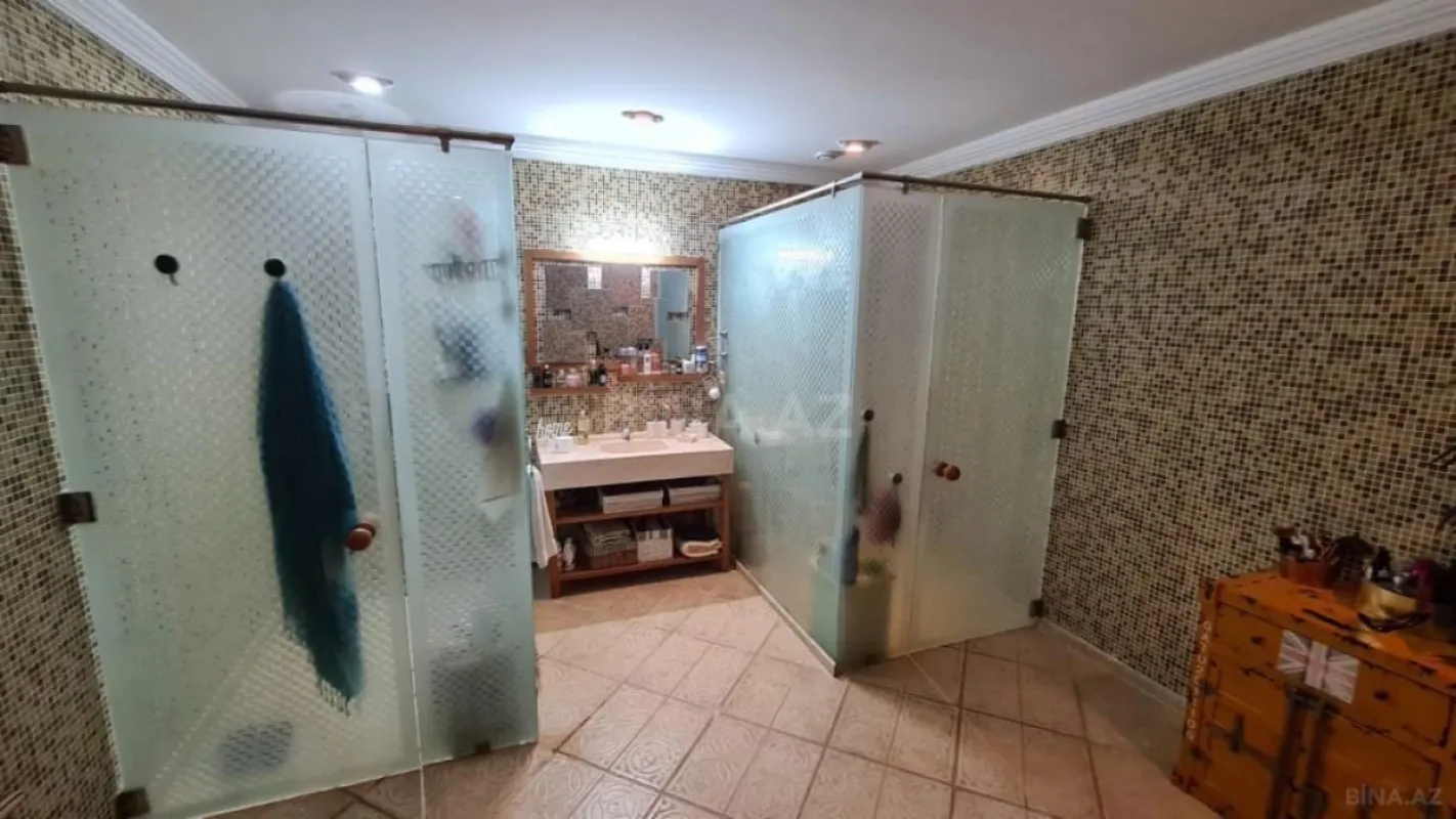 Kirayə verilir 6 otaqlı həyət evi 400 m²