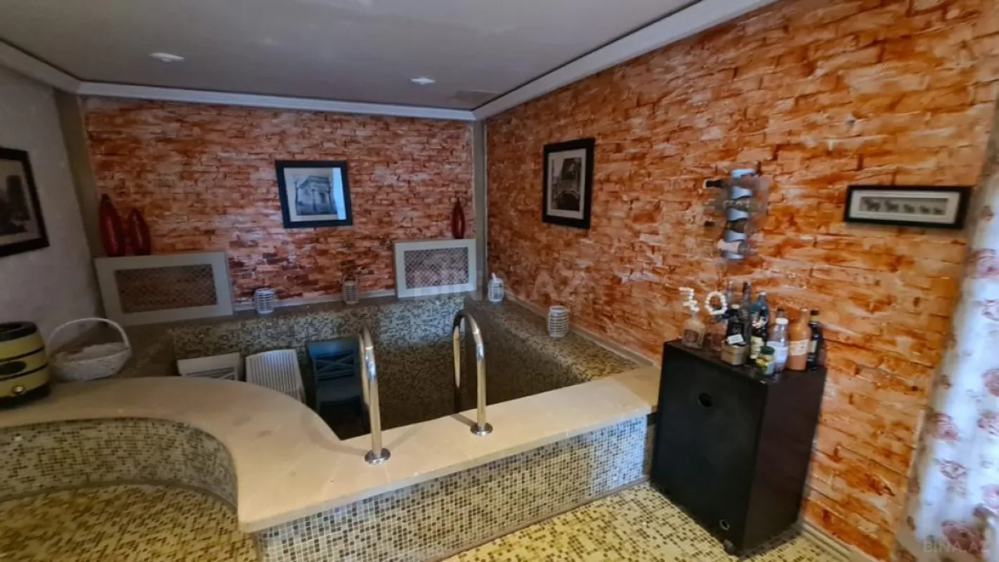 Kirayə verilir 6 otaqlı həyət evi 400 m²